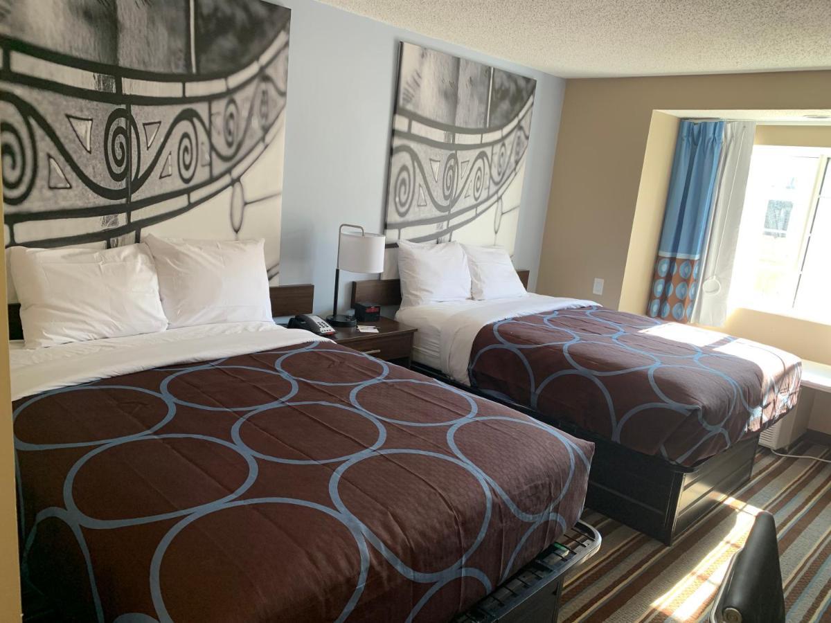 Super 8 By Wyndham Joliet Otel Dış mekan fotoğraf